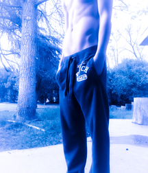 1000 handsome Guys blue sof 002 5d3e02ff470a6.jpg