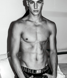 1000 handsome Guys bw soft 003 5d4321cacb1c2.jpg