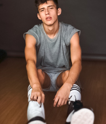 1000 handsome Guys in color and bw 001 5d440f9207e60.jpg
