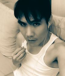 1000 handsome Guys in color and bw 001 5d440fd493189.jpg