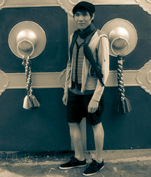 1000 handsome Guys in color and bw 001 5d440fd97f21b.jpg