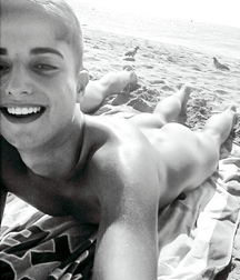 1000 handsome Guys bw 005 5d4411764b190.jpg
