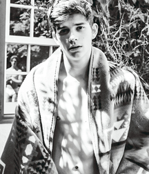 1000 handsome Guys bw 005 5d44117a1deae.jpg