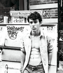 1000 handsome Guys bw 005 5d4411885ea15.jpg