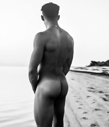 1000 handsome Guys showing butt bw 001 5d47553d509d7.jpg