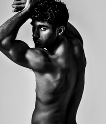 1000 handsome Guys showing butt bw 001 5d47554ad23c3.jpg