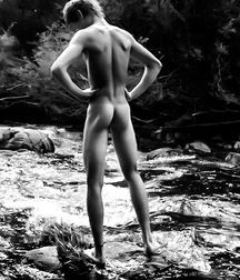 1000 handsome Guys showing butt bw 001 5d47555d37363.jpg