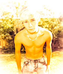 1000 handsome guys golden soft 007 5d476412ab64e.jpg