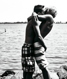 1000 handsome guys bw soft 007 5d476458950db.jpg