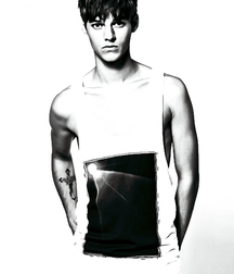 1000 handsome guys bw soft 007 5d47645c9d791.jpg