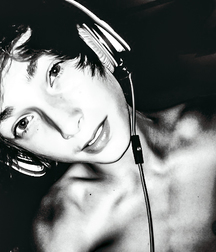 1000 handsome guys bw soft 007 5d47646813a1b.jpg