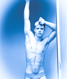 1000 handsome guys blue 007 5d47648e482de.jpg
