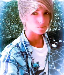 1000 handsome guys blue 007 5d4764aa0ed99.jpg