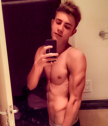 1000 handsome guys color soft 007 5d4764da1b314.jpg