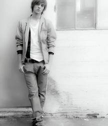 1000 handsome guys color soft 007 5d4764e720f2b.jpg