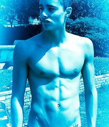 1000 handsome guys in Aqua 007 5d4d1a2560be8.jpg