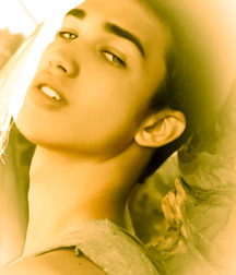 1000 handsome Guys yellow 007 5d4d1b0c92c5c.jpg