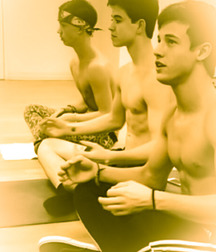 1000 handsome Guys yellow 007 5d4d1b132815e.jpg