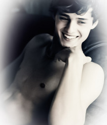 1000 handsome Guys tarnish 007 5d4d1ba6eba43.jpg