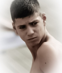 1000 handsome Guys tarnish 007 5d4d1bb106b65.jpg