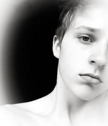 1000 handsome Guys tarnish 007 5d4d1bbf25050.jpg