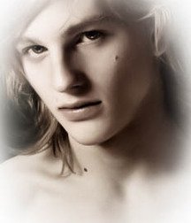 1000 handsome Guys tarnish 007 5d4d1bd69a968.jpg