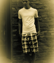 1000 handsome Guys Sepia 007 5d4d1c6c747f9.jpg