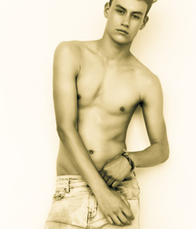 1000 handsome Guys Sepia 007 5d4d1cc380dc9.jpg