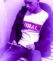 1000 handsome Guys purple 007 5d4d1dd04d4c9.jpg