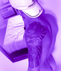 1000 handsome Guys purple 007 5d4d1dd17b988.jpg