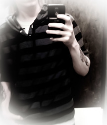 1000 handsome Guys tarnish 009 5d4d2063a85df.jpg