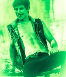 1000 handsome Guys green 009 5d4fc0c4ec26e.jpg