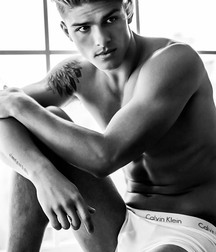 1000 handsome Guys bwKorn 010 5d4fc156b398f.jpg