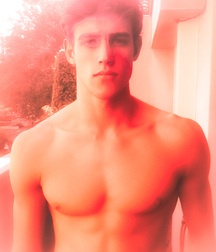 1000 handsome Guys in red 010 5d51106f37f84.jpg