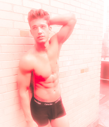 1000 handsome Guys in red 010 5d5110786f1b2.jpg