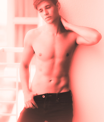 1000 handsome Guys in red 010 5d51108ae83f4.jpg