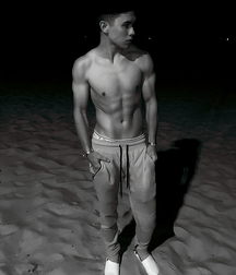 1000 handsome Guys bw soft 010 5d511112c099b.jpg
