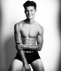 1000 handsome Guys bw soft 010 5d51112b2801f.jpg