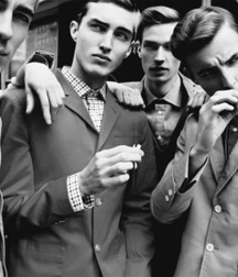 SMOKIN HOT 56eb4b3ca2459.jpg
