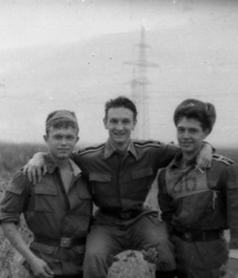 Солдаты 5a47a69d0891f.jpg