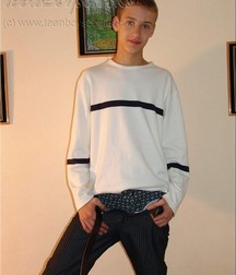 Uriy 5777c01628780.jpg