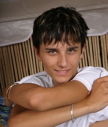 Adel 578bdaf1d9a11.jpg