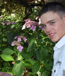AARON 57fbb7461e054.jpg