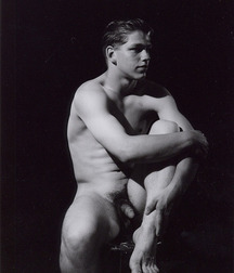 Black & White 58309e51ad5e2.jpg