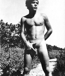 Black & White 58309e7d9ce67.jpg