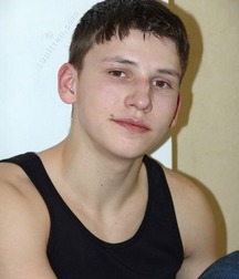 makar 5734242501860.jpg