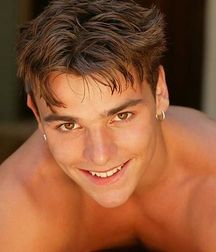 Renato 5749be3bda394.jpg