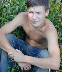 Ruslan outside  574bce4e2a07f.jpg