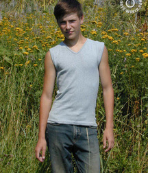 Ruslan outside  574bce57dd1d5.jpg
