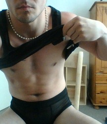 straight lad  570fc2a587558.jpg